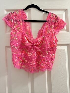NWOT Free People Hot Pink Floral Lace V-Neck Crop Camisole